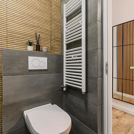 Old Town Urban Nest Apartment